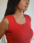 Kastamonu Soft Layer Top – Ribbed in red, showcasing soft ribbed texture and lightweight design for layering.