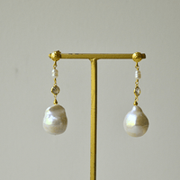 Baroque Pearl & Crystal Earrings - Gold
