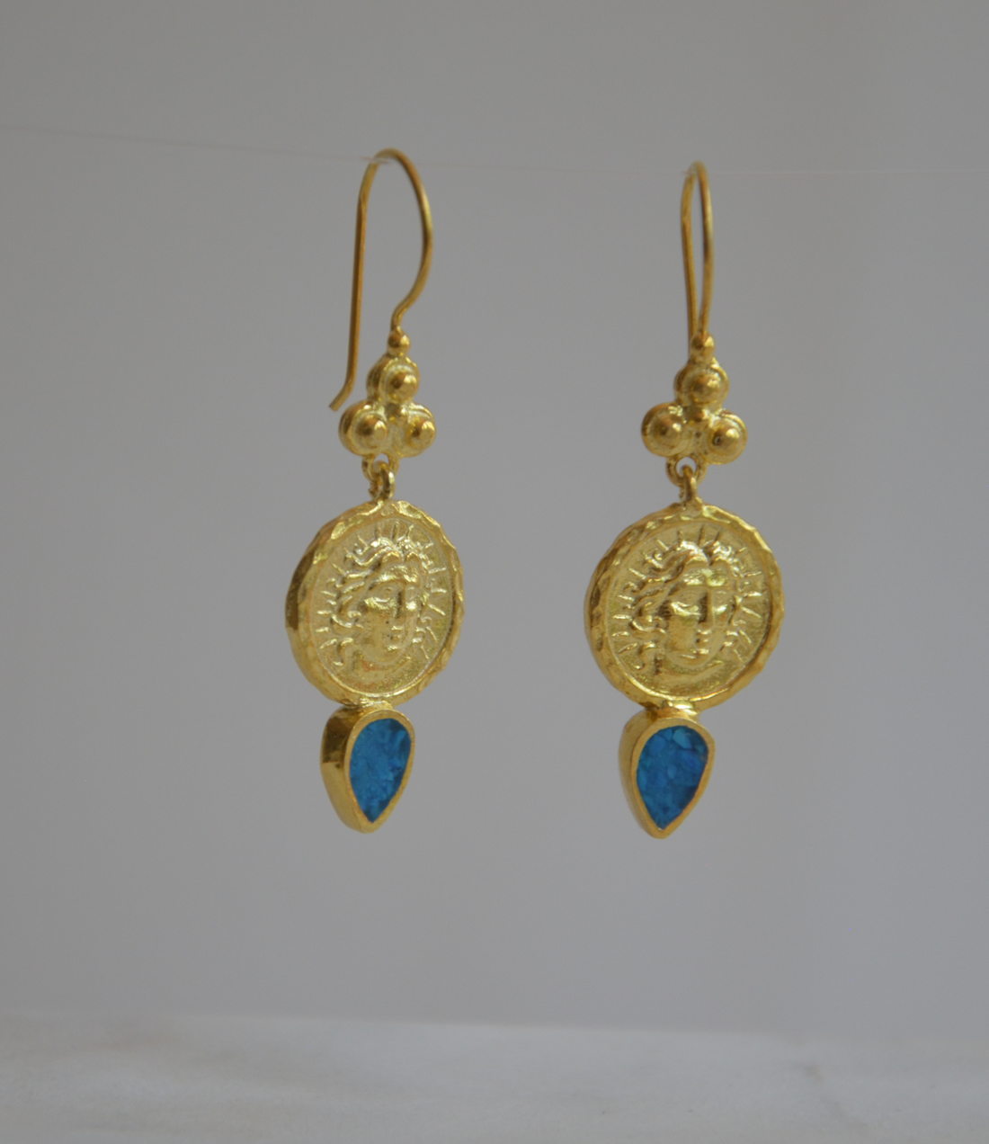 Aintap Goddess Earrings