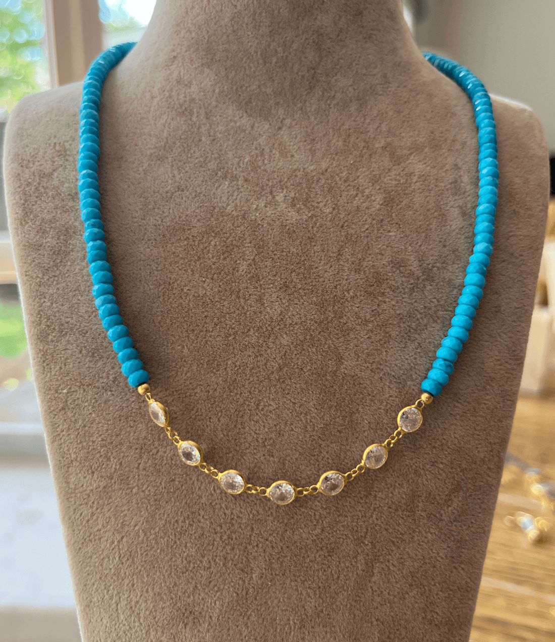Turquoise & Crystal Short Necklace