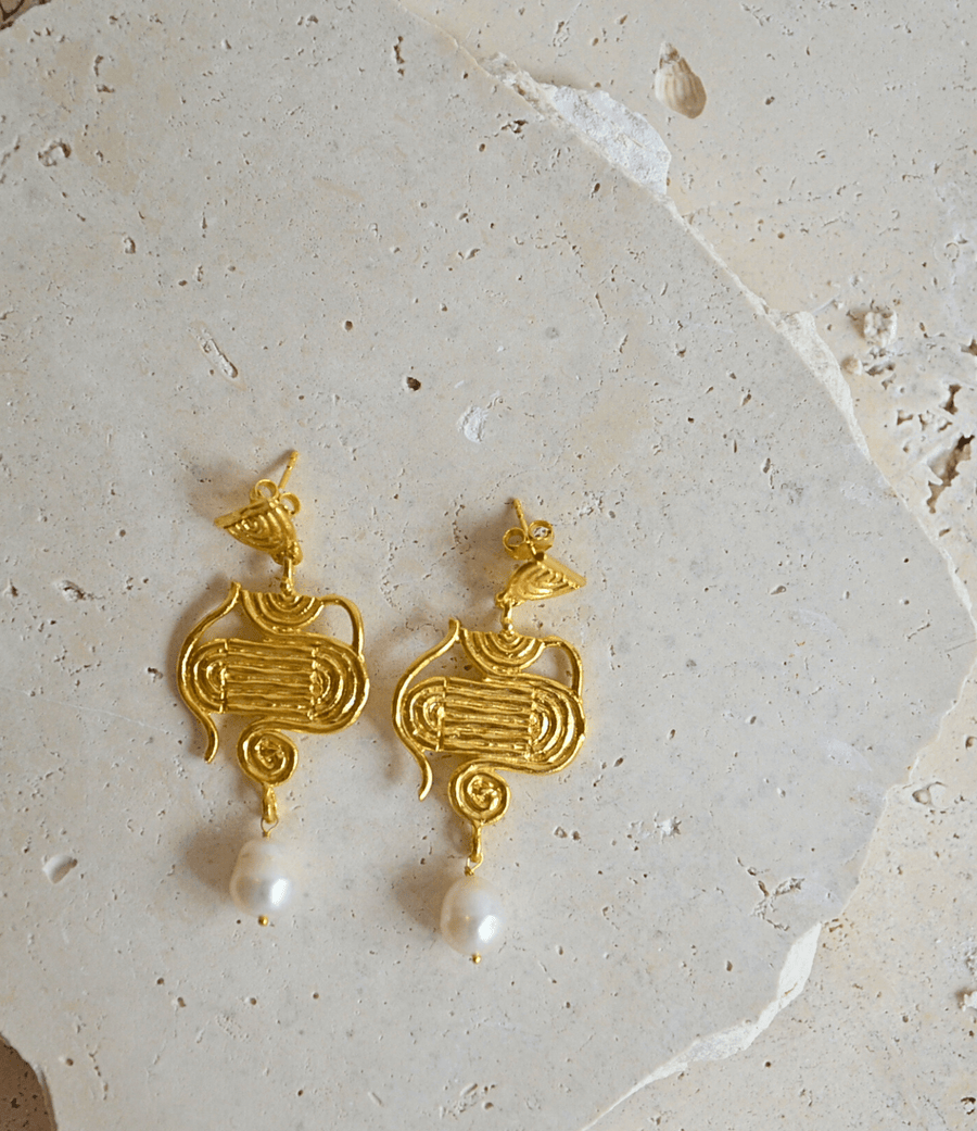 Cybele Gold & Pearl - Earrings